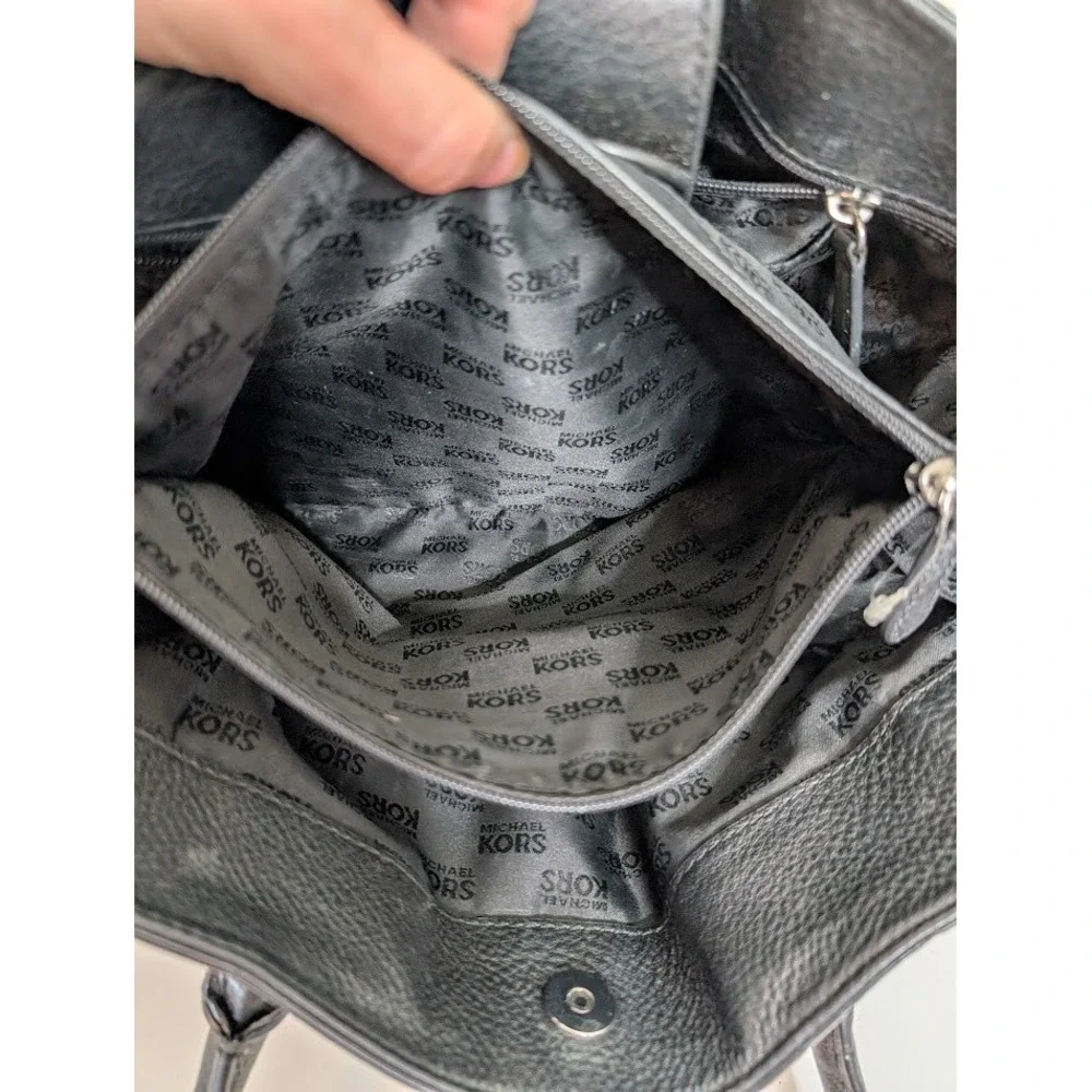 Michael Kors Hamilton Black Leather Shoulder Bag‎ Silver Y2k Large Buckle Detail